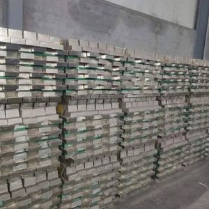 Lingot d'étain pur à 99,99 % prêt à être expédié, approvisionnement direct usine, bon prix, lingot d'étain métallique - Product Image 1