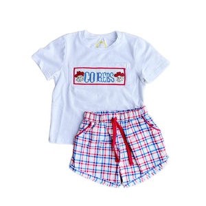 <span class=keywords><strong>Ensemble</strong></span> de vêtements rayés en coton brodé à la main avec motif de chien de dessin animé - T-shirt à manches courtes et short pour tout-petits - Product Image 2