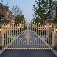 Portail de cour de villa de luxe en fer forgé de style européen, durable, imperméable, personnalisable, avec système de sécurité à double porte