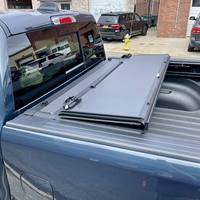Couverture de benne pliante en aluminium pour Chevrolet Silverado 1500 Ford F-150 Nissan Titan Ranger 2014-2024