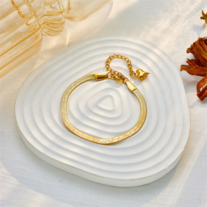 Azınlık moda basit tasarım titanyum çelik altın kaplama dokuma baskılı yılan zincir yaka bilezik <span class=keywords><strong>Metal</strong></span> takı - Product Image 3