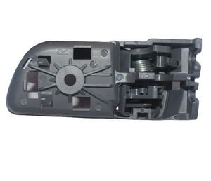 Manija de puerta Interior interior delantera derecha para <span class=keywords><strong>Toyota</strong></span> <span class=keywords><strong>Sienna</strong></span> 2004-2010 69205AE010B1 69205-AE010 69205AE010 81248 - Product Image 3