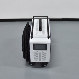 Macchina per Pulizia Laser ad Alta Velocità da 300W per <span class=keywords><strong>Rimozione</strong></span> Ruggine e Pulizia Superficiale di Carrozze Ferroviarie - Product Image 1
