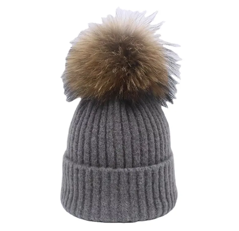 Cappello di lana lavorato a maglia con palla di pelliccia di procione grande cappello da donna e bambino berretto lavorato a maglia cappello di pelliccia invernale pom poms