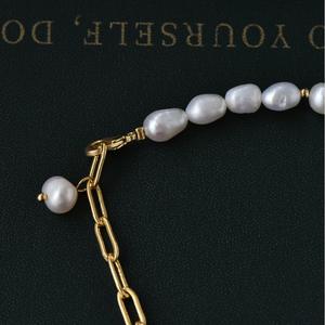 Collar de Perlas de Agua Dulce con Baño de Oro de 14K, Diseño Circular con Aguja Ajustable, Estilo Único y Moderno - Product Image 4