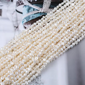 Perles d'eau douce baroques en forme de bouton, 5-6 mm, brillantes des deux côtés, blanches et roses naturelles, enfilées pour la fabrication de bijoux en gros - Product Image 5