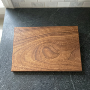 Planche à découper en bois artisanale avec résine, pour la préparation des aliments, la cuisine, la pâtisserie, le service et la restauration - Product Image 4