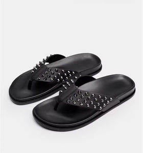 2025 Men's Leather Flip-Flops <b>Sandals</b> Breathable <b>Flat</b> Slippers with Metal Rivets Non-Slip Beach Walking Slippers Slides Slippers - Product Image 4