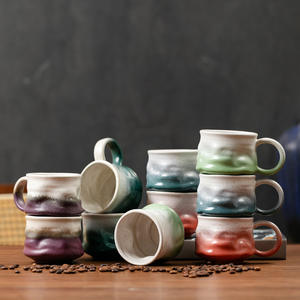 Mug à café en porcelaine à motif plissé fait main en gros, tasse à thé en céramique irrégulière, changement de four, ensemble cadeau d'affaires, tasse à eau rétro - Product Image 1