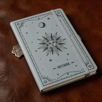 Carnet à couverture rigide motif rétro Soleil Lune Étoile format A6 avec élastique et pages intérieures pour notes quotidiennes et journalisation