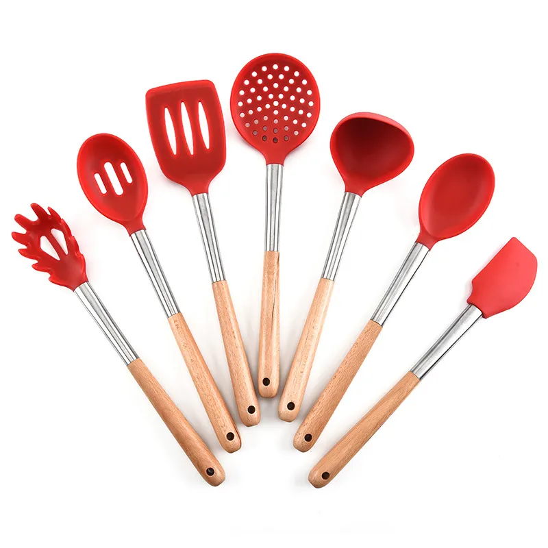 Ensemble d'ustensiles de cuisine en silicone coloré de 7 pièces avec manche en bois pour la préparation des aliments dans l'emballage de logo personnalisé de la barre de cuisine