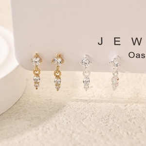 Juego de Mini Aretes de Verano, Elegantes y Versátiles para Uso Diario, con Patrón Geométrico Simple, Aprobación Directa de Fábrica, Nuevo y Pequeño - Product Image 4