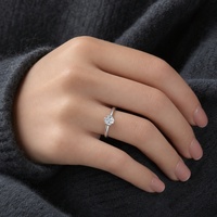Bague en argent sterling S925 avec moissanite ovale 0,5 ct, taille D VVS1, sertissage semi-clos, ajustement confortable et élégant, tige unie