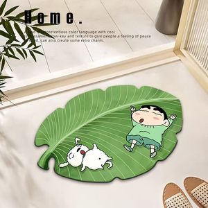 Tapis de bain Crayon Shinchan Feuille Verte en Diatomite Antidérapant Séchage Rapide pour Entrée de Salle de Bain Usage Domestique Forme Originale - Product Image 3