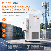 Système d'énergie solaire intégré extérieur à refroidissement liquide haute efficacité pour onduleur 125 kW et armoire de stockage solaire au lithium-ion 261 kWh