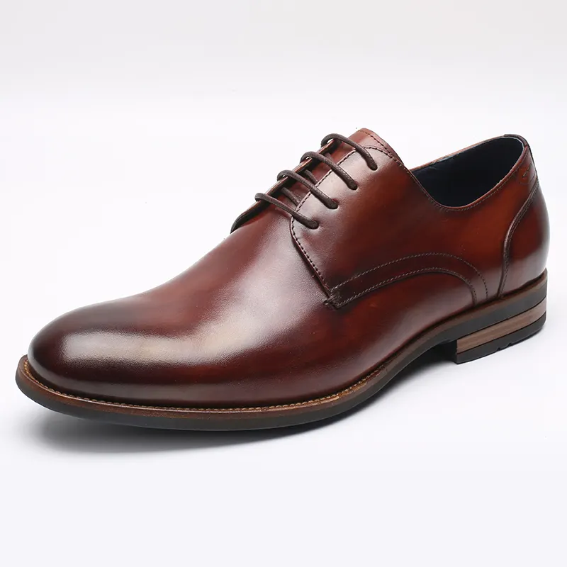 Venta al por mayor de los hombres nuevo estilo zapatos de cuero genuino Zapatos de vestir formales