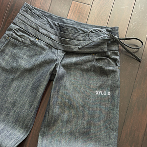 Vaqueros de mujer personalizados de corte bootcut, de mezclilla japonesa cruda selvedge, vintage, suaves, con cintura de cinco capas, de diseñador y a la moda. - Product Image 3