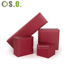 Boîte à montre en papier imitation cuir écologique de taille personnalisée, carrée, pour l'extérieur, avec logo, pour bagues de mariage et bijoux - Product Image 1