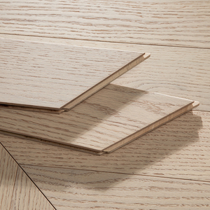 Parquet en chêne blanc brossé multicouche ISO9001, qualité AB, ignifuge, à rainures et languettes, 14mm 15mm 18mm, en bois véritable, motif chevron, pour écoles - Product Image 1