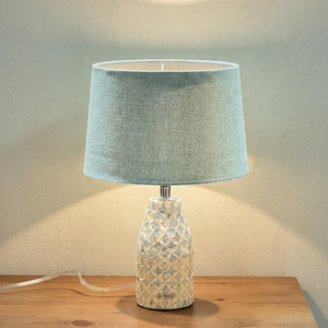 Lámpara de Mesa Eléctrica de Nácar al por Mayor, 3500K Blanco Cálido, E27, LED Regulable, Base de Bambú, Iluminación Artesanal Premium con Incrustaciones de Concha - Product Image 1