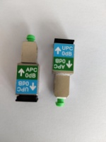 Adaptador Monomodo Tiancheng FTTH de Fibra Óptica SC APC Macho a SC UPC Hembra, Atenuador de 0.3dB, Cerámica+Metal, Pérdida de Retorno de 60dB, 1000