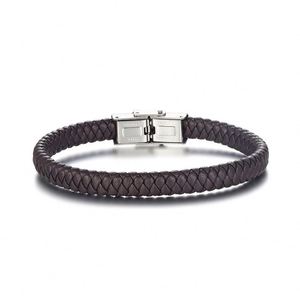 Bracelet en cuir noir laser pour homme avec fermoir magnétique, logo personnalisé, bracelets tendance pour bijoux masculins - Product Image 1
