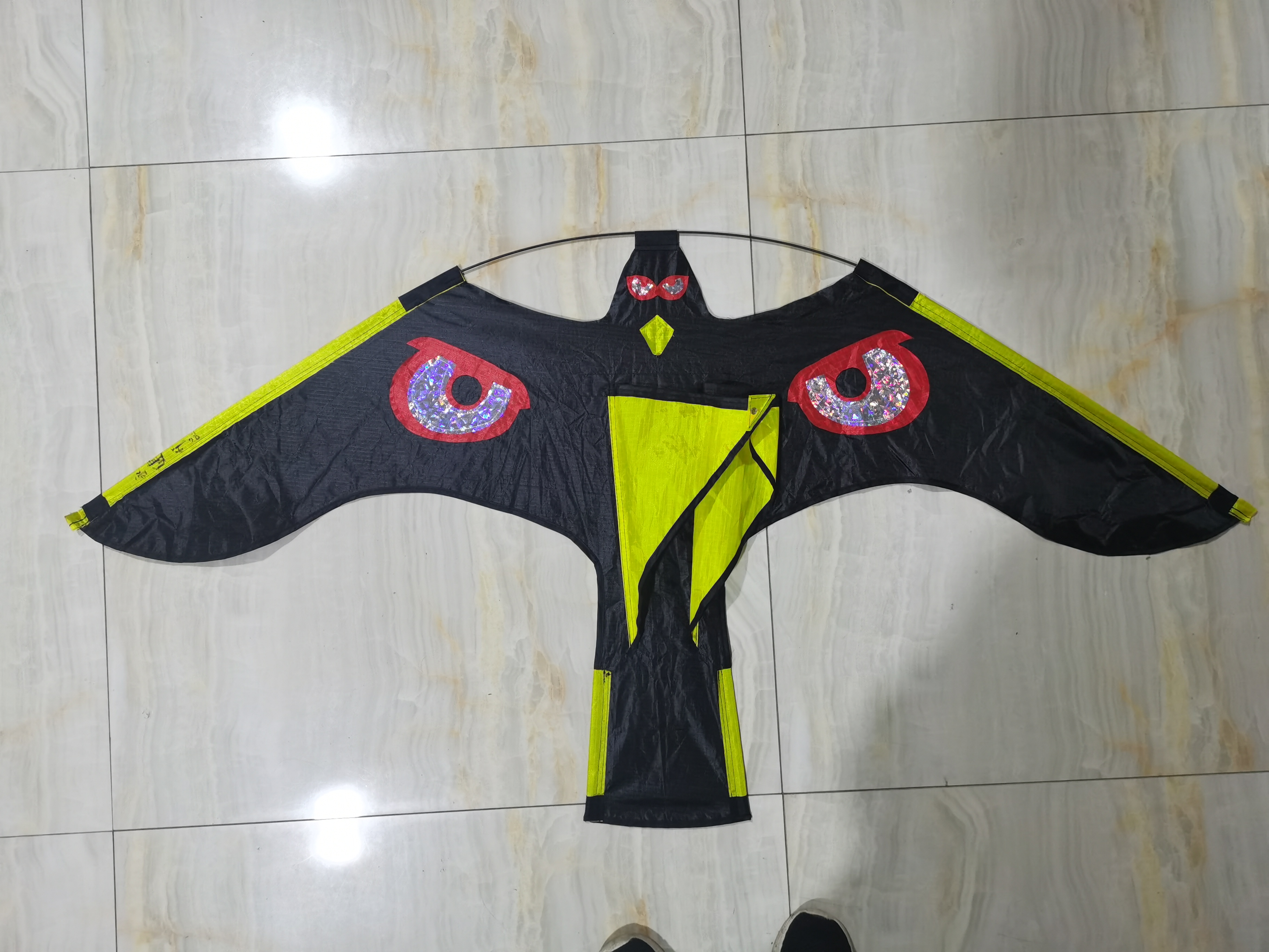 Round Wing Silver Eye Scare Bird Kite B (single kite price)