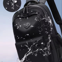 Kişiselleştirilmiş Unisex Yumuşak Sırtlı Her Stilde Kullanılabilir Su Geçirmez Polyester Laptop Okul Sırt Çantası Geometrik Fizyolojik Kavisli Sırt İçliği