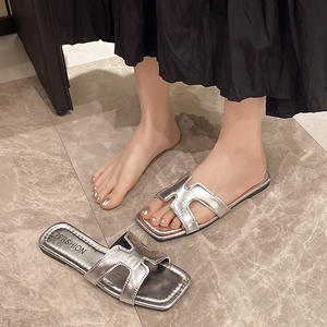 Sandalias Planas de Una Sola Tira para Mujer, Estilo Francés, Novedad 2026, Lindas, Antideslizantes, Suela Suave, para Vacaciones en la Playa, Venta al Por Mayor - Product Image 4