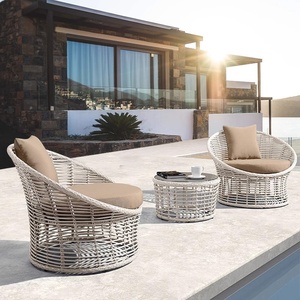 Canapé d'extérieur moderne et simple <span class=keywords><strong>de</strong></span> style nordique, <span class=keywords><strong>table</strong></span> basse assortie, mobilier <span class=keywords><strong>de</strong></span> jardin et <span class=keywords><strong>de</strong></span> balcon <span class=keywords><strong>en</strong></span> <span class=keywords><strong>rotin</strong></span> fait main, structure métallique, 1 place - Product Image 1