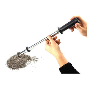 Herramienta Magnética de Recogida con Imán de Neodimio, Herramienta Magnética de Empuje y Tracción para Recuperar Clavos, Alfileres y Virutas Ferrosas - Product Image 5