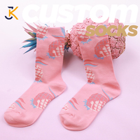 Nieuw ontwerp Winterfruitpatroon Mode Dames Crew Sokken Antislip Ademend Comfortabel Katoen voor casual dagelijks gebruik