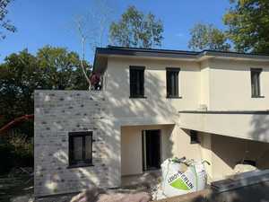 Villa en acier léger sur mesure avec panneaux isolants adaptatifs au climat, maison préfabriquée, économie d'énergie, construction écologique pour la France et l'Europe - Product Image 1