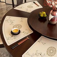 Napperon en cuir PU antidérapant et imperméable résistant à la chaleur pour la décoration intérieure élégante Napperon de table en cuir synthétique