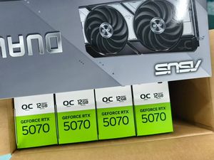 Precio de Fábrica Rtx5090, Venta al por Mayor de Tarjetas Gráficas para Juegos PCI de Alta Gama con 12GB GDDR7, en Stock - Product Image 2