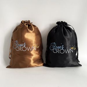 Sacs cadeaux en satin couleur chocolat caramel avec cordon de serrage, personnalisables avec logo imprimé, pochettes anti-poussière en satin longues pour outils de beauté, vente en gros - Product Image 6