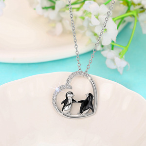 Collana con Ciondolo a Forma di Cuore e Pinguino per Donne, Gioiello di Moda per l'Amicizia, Regalo - Product Image 3