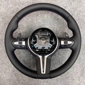 Volant en cuir sport pour l'intérieur des <span class=keywords><strong>BMW</strong></span> F10 F30 F32 F20 F07 F01 F02 F22 F87 F12 F06 F35 F80 F36 F18 M3 M4 M5 - Product Image 2
