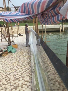 Piscina Infinita de Acrílico Transparente Resistente a los Rayos UV y al Aceite para Hoteles y Parques Acuáticos, Tamaño y Grosor Personalizados - Product Image 5