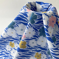 Tissu en voile 100 % coton imprimé numérique direct, motif floral bleu, personnalisable, pour robe d'été