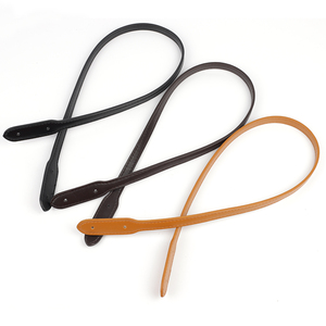 Nuovo cinturino per borsa <span class=keywords><strong>in</strong></span> <span class=keywords><strong>pelle</strong></span> PU Spot 72cm rivetto allungato tracolla per borsa <span class=keywords><strong>in</strong></span> similpelle a forma di foglia - Product Image 4