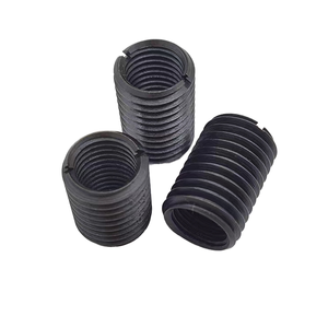 Hoogwaardige koolstofstaal schroefinserts met zwarte afwerking. voor auto-industrie en machines. ISO-gecertificeerd, diverse maten. - Product Image 2