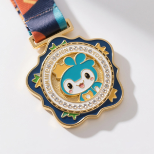 Plaques sportives personnalisées et colorées avec cordon pour les championnats d'athlétisme - Product Image 6