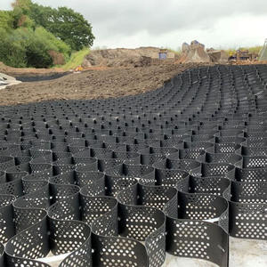 Géocell <span class=keywords><strong>en</strong></span> HDPE, composite géotextile pour la consolidation des sols, le renforcement des routes, les projets d'aménagement paysager extérieur, haute résistance à la corrosion - Product Image 3