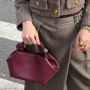 Nuova Collezione 2026: Borsa Geometrica Chic da Donna in <span class=keywords><strong>Ecopelle</strong></span> Premium con Manico in Rattan, Tracolla e Borsa a Spalla - Product Image 3