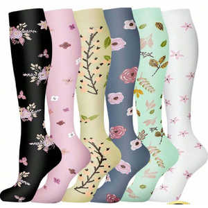 Chaussettes de compression jacquard florales T'Ayana's Scrubs, logo personnalisé, respirantes, en nylon tricoté, taille unique, été comme hiver - Product Image 1