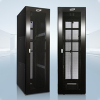 Armoire serveur 42U 19 pouces pré-assemblée sur pied en SPCC, avec porte en maille et en verre en option pour centre de données