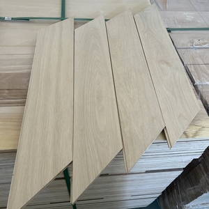 Pavimento in Legno di Quercia Naturale Non Trattato, Parquet a Spina di Pesce per Arredamento Interno - Product Image 3
