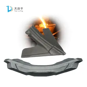 OEM Iron sand Casting Foundry custom farm machinery truck tractor spare parts and accessories casting