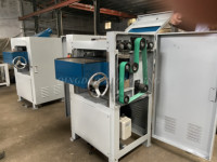 Raboteuse à bois double face haute précision avec coupe-spirale, moteur 15KW, 380V/220V, table coulissante